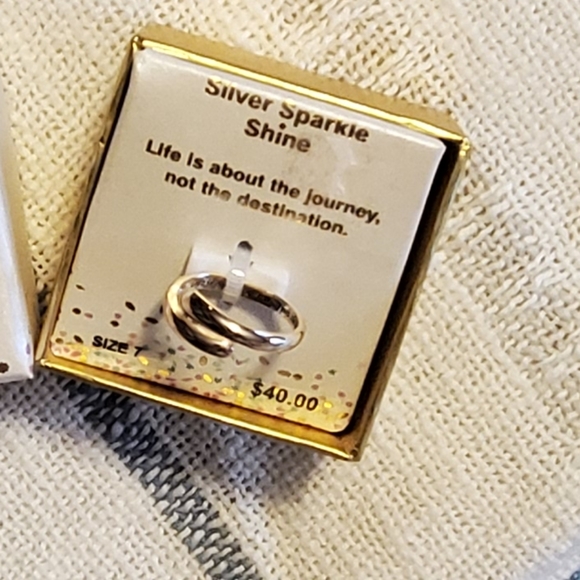 Inscribed Bypass ring - Picture 2 of 3